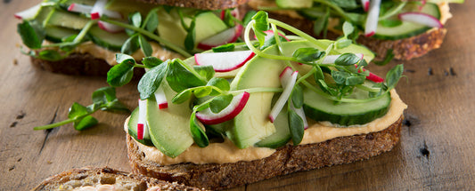 Sugar Detox Recipe: Vegetable Hummus Sandwich